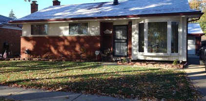 30327 Blossom St, Roseville