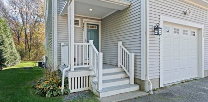 139 Wall St Unit 139, Bridgewater