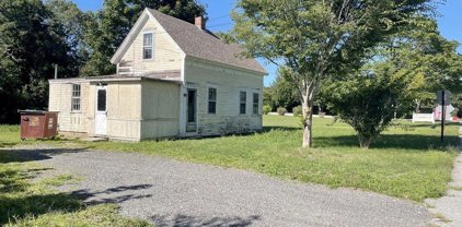 198 Sisson Rd, Harwich