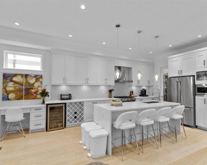 1583 Draycott Road, North Vancouver