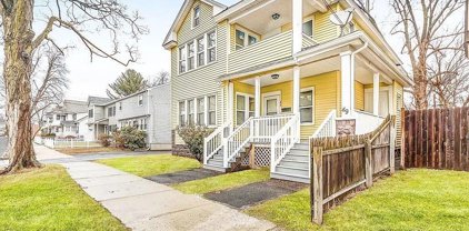 47-49 Howes St, Springfield