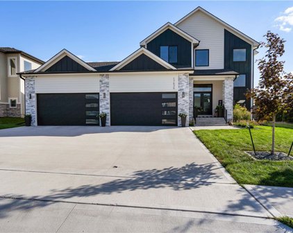 17636 Aurora Drive, Clive
