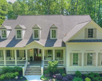 200 Rosewood Circle, Woodstock