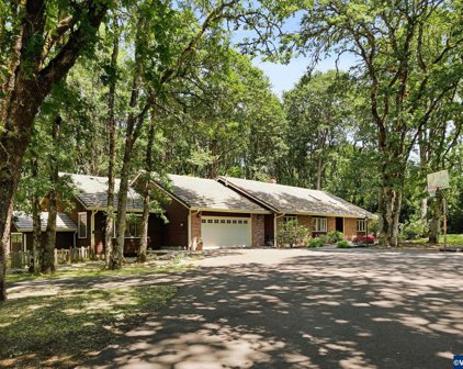 4155 SW Brooklane Dr
