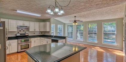 8045 High Oak Rd, Glen Burnie