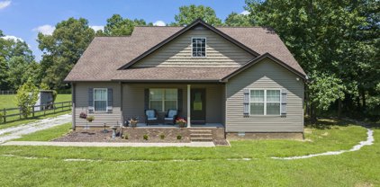 1070 Mount Vernon Rd, Bethpage