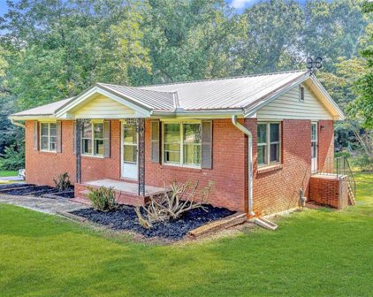 3035 Sw Michael Sw Drive, Marietta