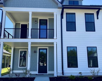 1200 N Pinot, Duncan