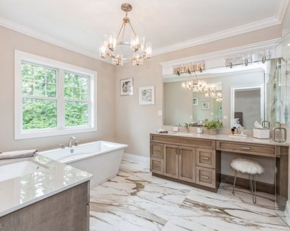 402 Marissa Ln, Watchung Boro