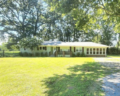 2111 Old Huntsville Highway, Arab