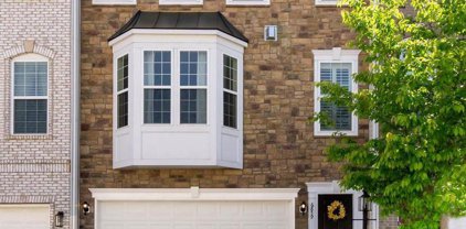 6859 Bryson Cir, Haymarket