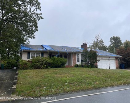 423 Surf Avenue, Beachwood