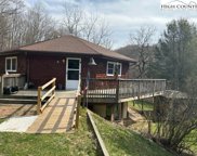 124 Bubblingbrook Road, Zionville image
