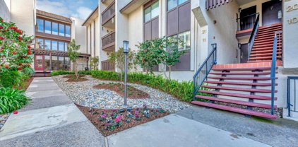 226 W Edith AVE 11, Los Altos