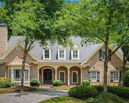 4463 Jett Nw Road, Atlanta