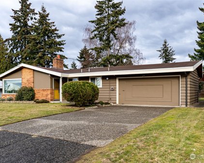 23434 27th Avenue S, Des Moines