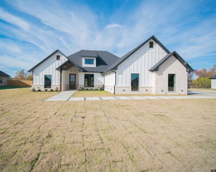12432 Maplewood Dr, Lindale