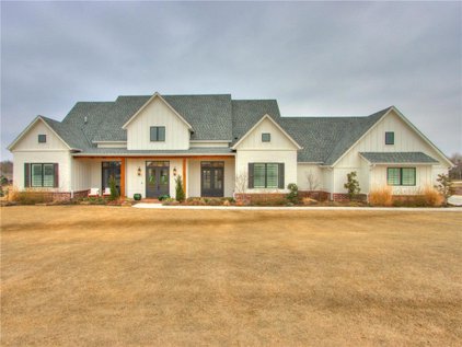 8336 SW 110th Street, Oklahoma City