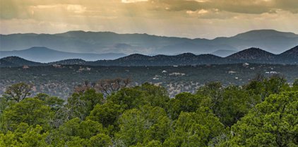 121 Soaring Hawk Trail, Santa Fe