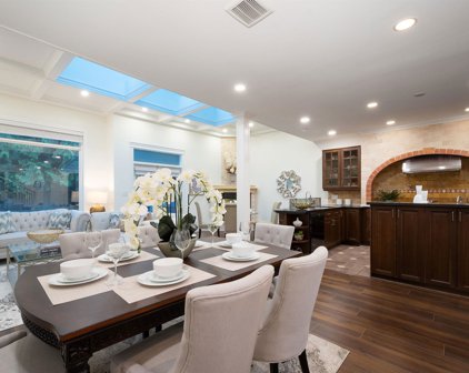 1219 Arborlynn Drive, North Vancouver
