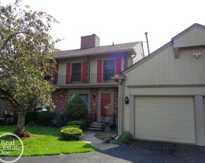 33354 Jefferson, St. Clair Shores