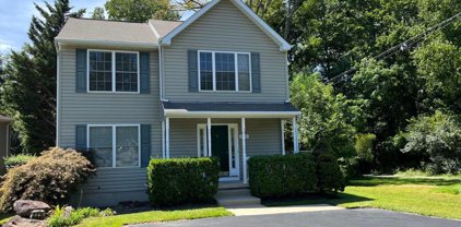 228 Ritchie Hwy, Severna Park