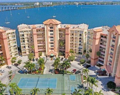 104 Riverside Drive Unit 205, Cocoa