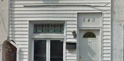 640 Moss St, Reading