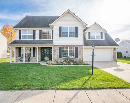 7611 Corsican Circle, Avon