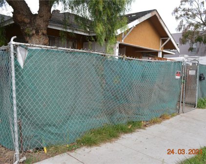 1403 Locust Avenue, Long Beach