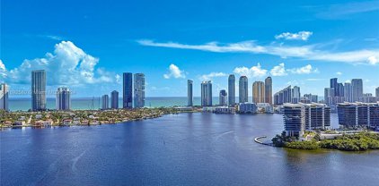 3370 Hidden Bay Dr Unit #2813, Aventura