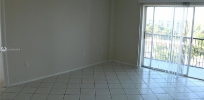 4174 Inverrary Dr Unit #911, Lauderhill