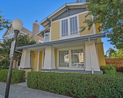 82 Cannery Circle, Campbell
