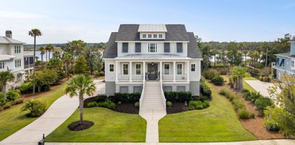 3892 Ashton Shore Lane, Mount Pleasant