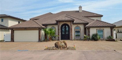 709 Pelican Nest Drive, Aransas Pass