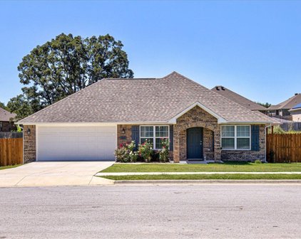 913 Rachel  Street, Gentry
