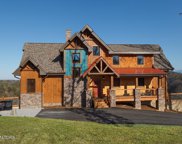 3214 Laughing Pine Ln, Sevierville image