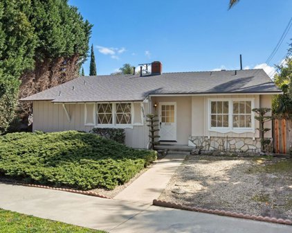 1012  Rose Ave, Venice