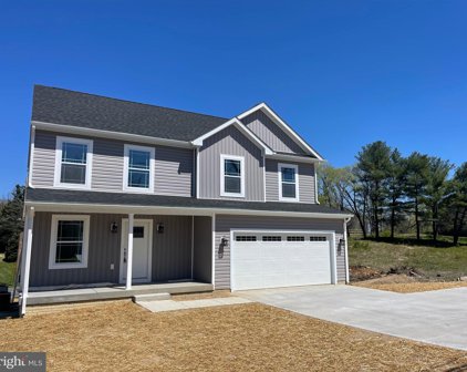2079 Charles Town Rd, Martinsburg