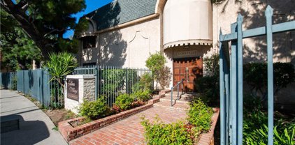 17111 Roscoe Boulevard Unit 4, Northridge