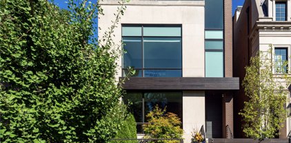 2143 N Kenmore Avenue, Chicago