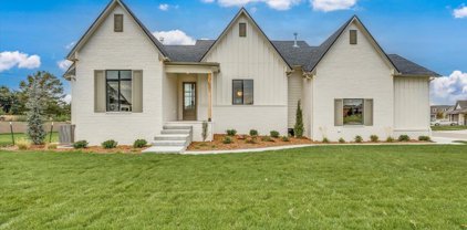1201 Summerchase Ct, Derby