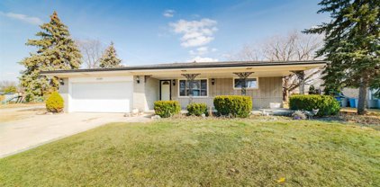 37240 GREGORY, Sterling Heights