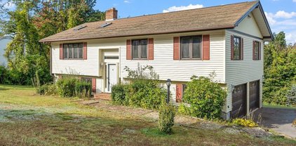 21 Lindsay Ln, Athol
