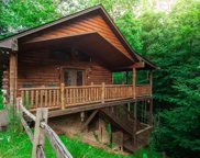2366 Shady Creek Way, Sevierville image