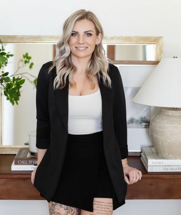Amber Nicole Cabay | Agent