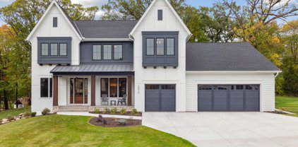 18212 Priory Lane, Minnetonka