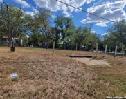 304 E Hunt St, Pleasanton image