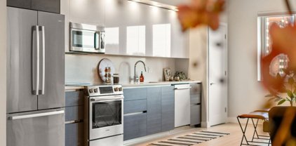 932 Broadway Unit 402, Chelsea
