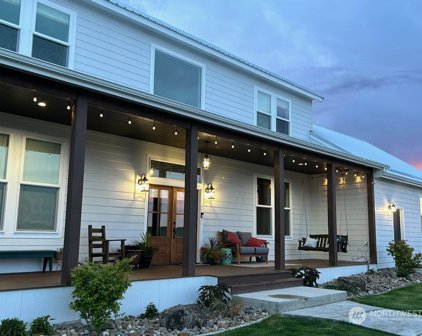15410 US Highway 2, Waterville